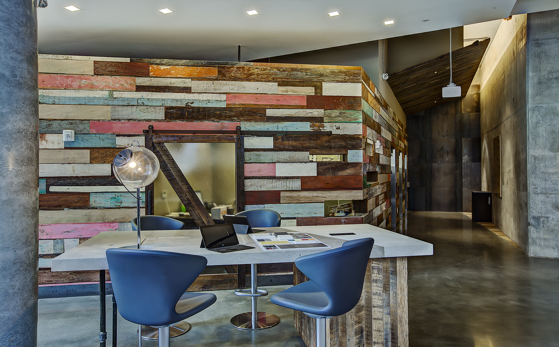 Lobby with common area seating