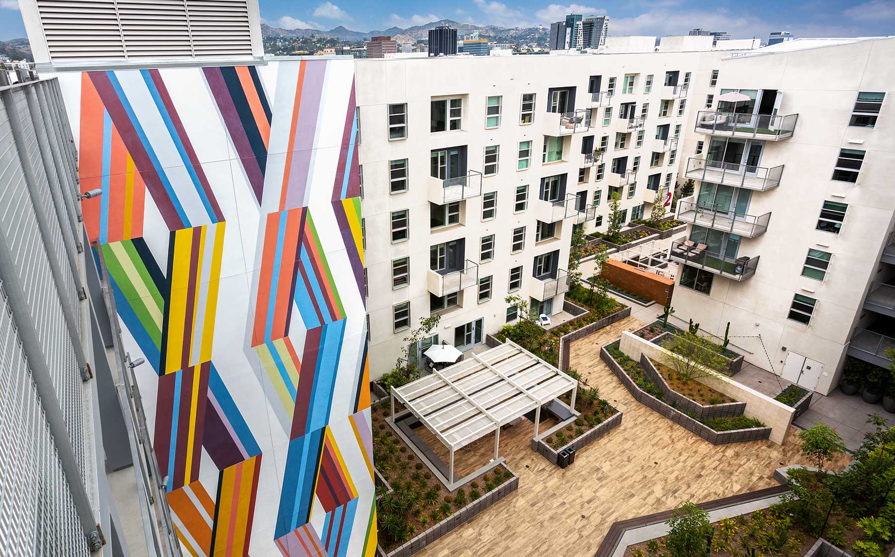 AVA Hollywood at La Pietra Place AvalonBay Communities