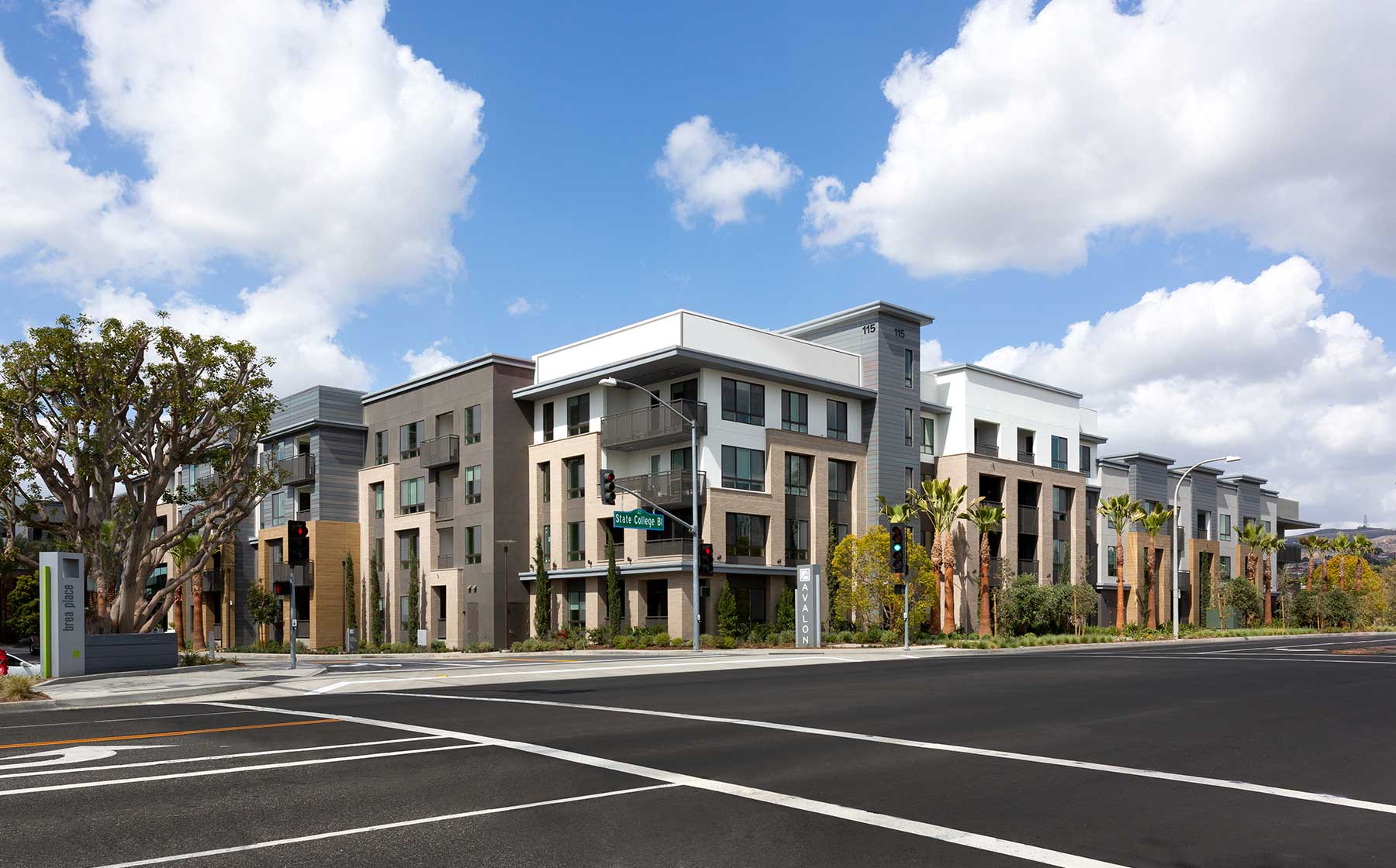 Brea Apartments