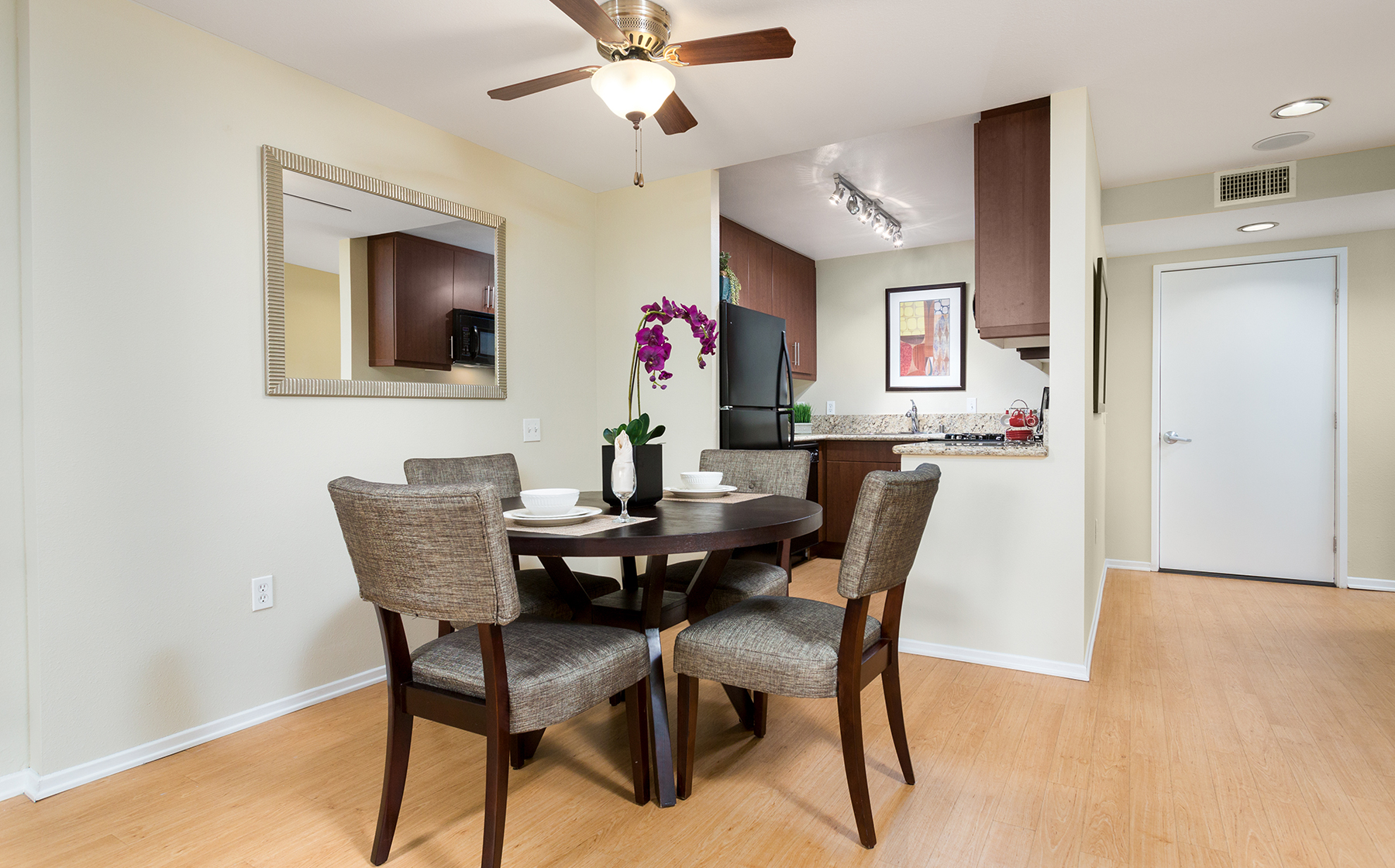 Avalon Burbank AvalonBay Communities