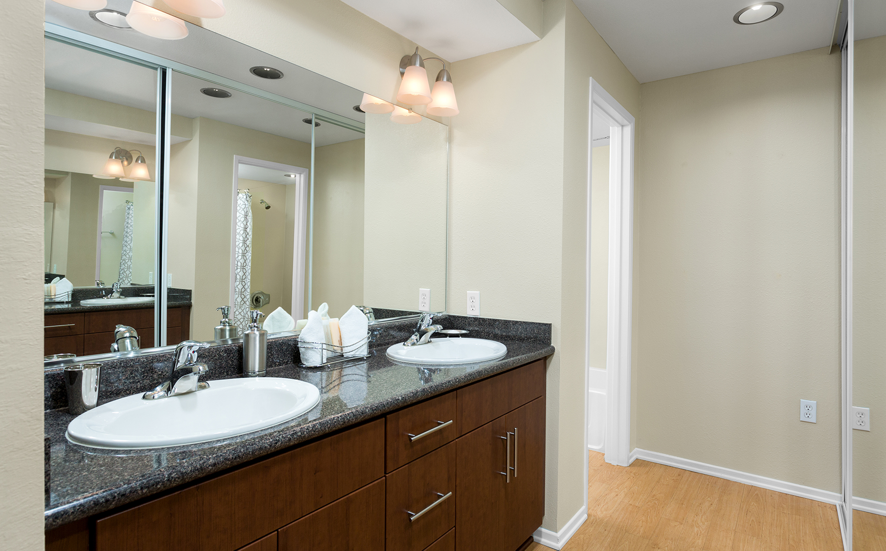 Apartments for Rent in Burbank, CA AvalonBay Communities