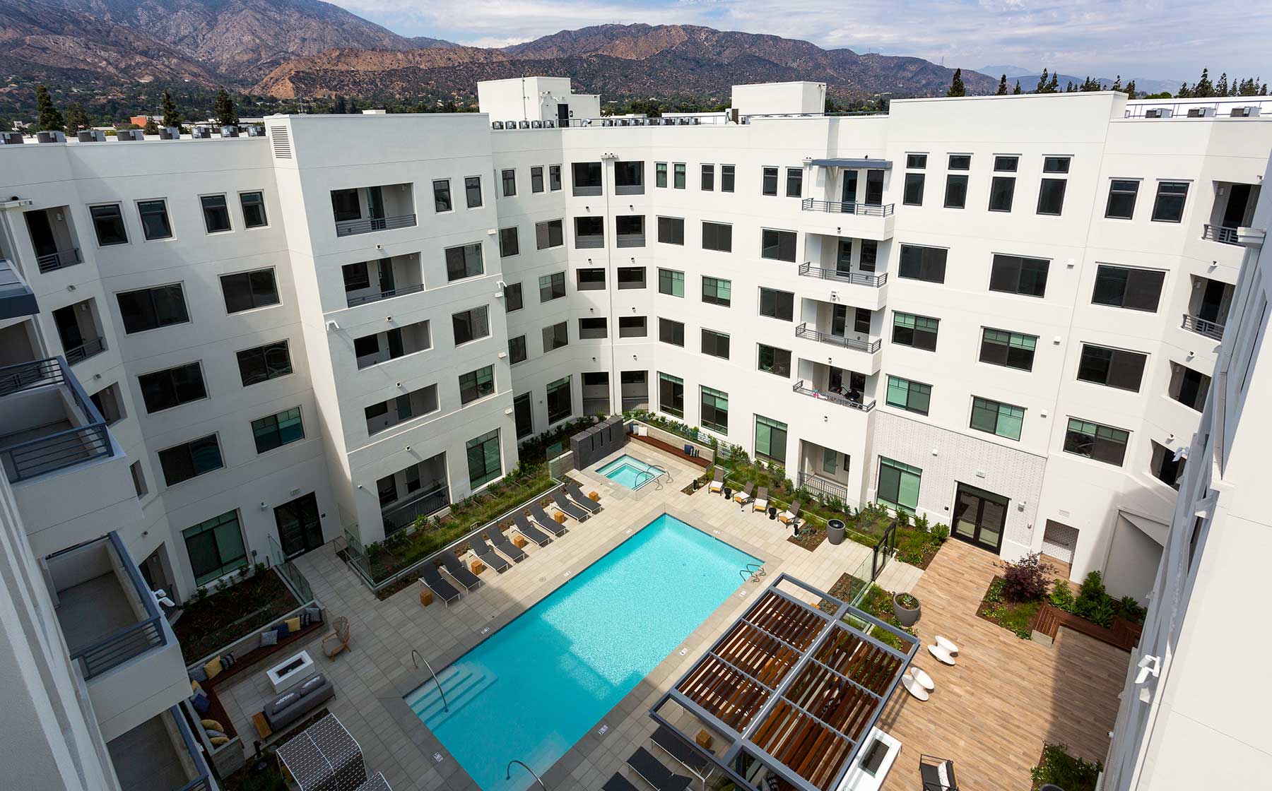 Monrovia Apartments