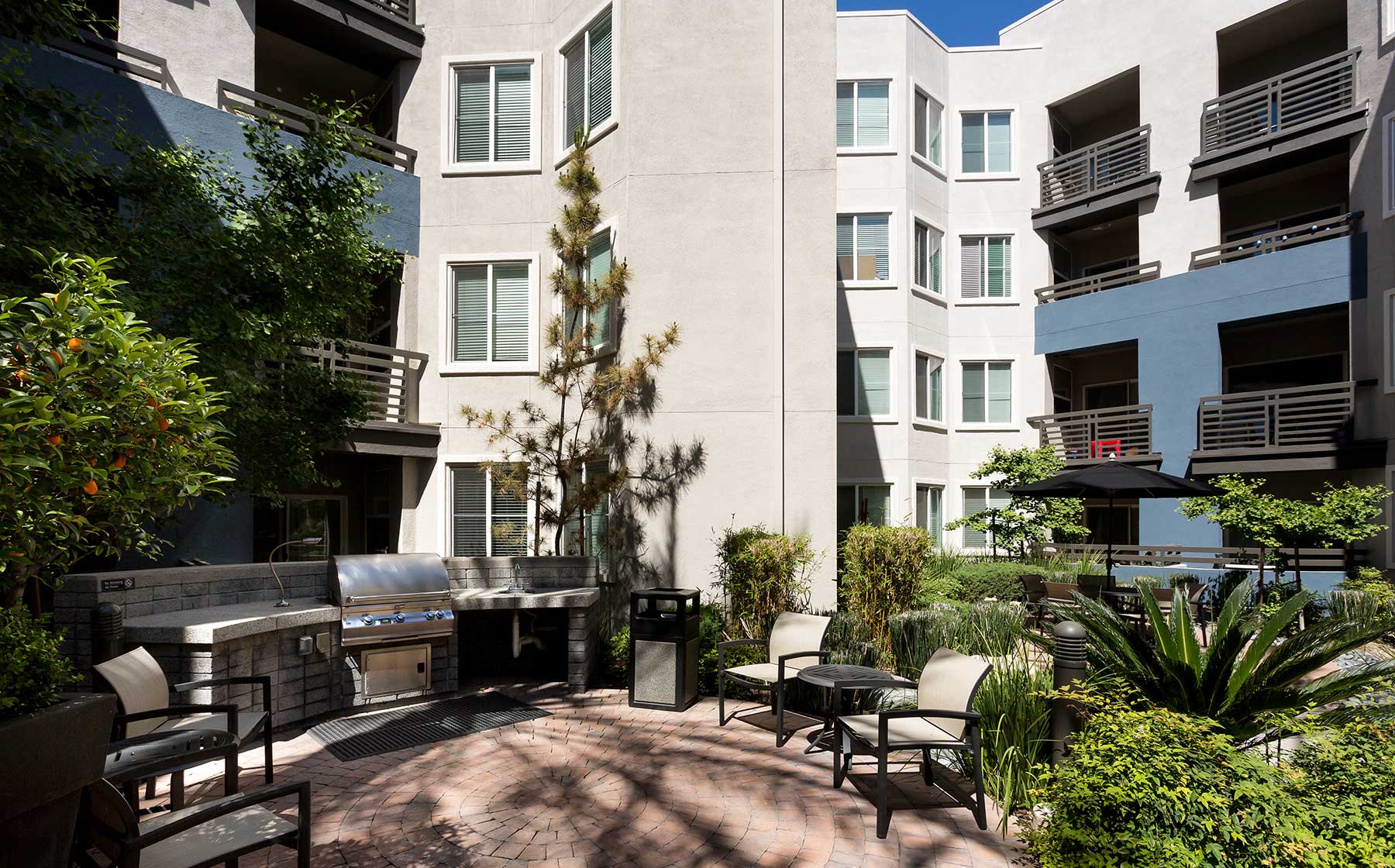 Apartments for Rent in Woodland Hills, CA AvalonBay Communities