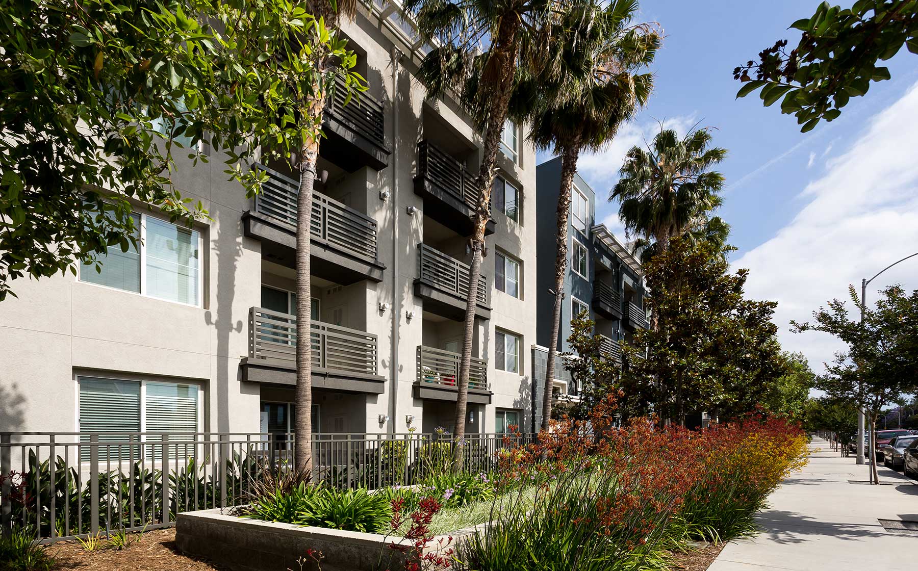 Apartments for Rent in Woodland Hills, CA AvalonBay Communities