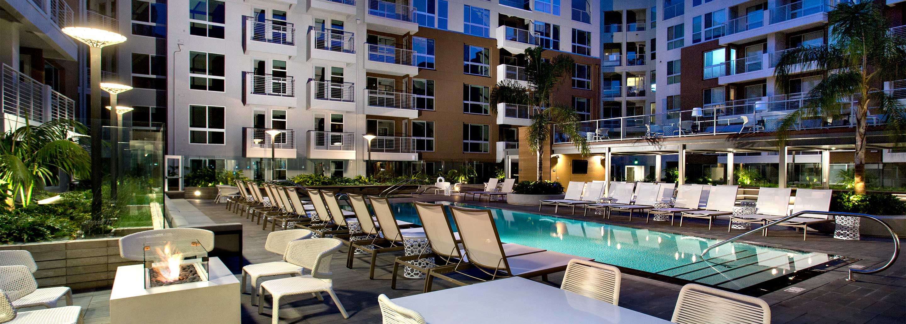 Hollywood Apartments