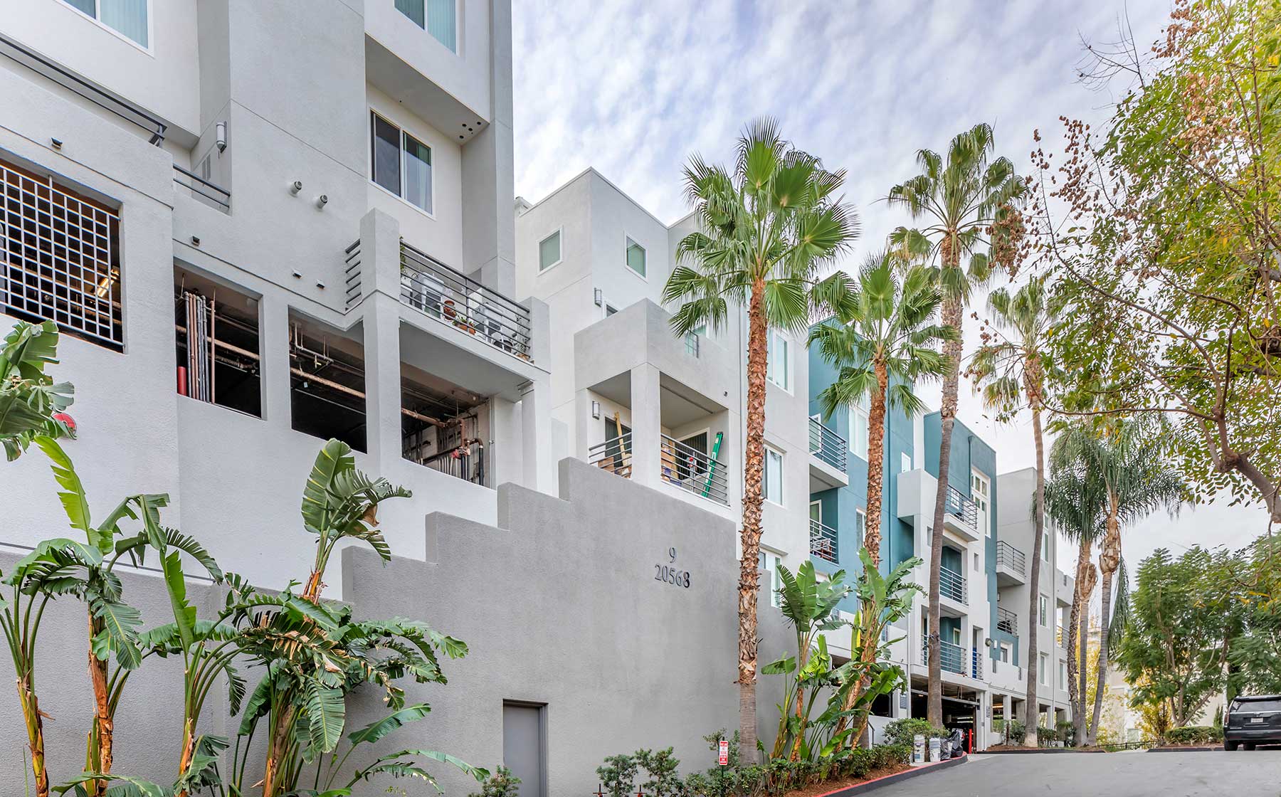 Apartments for Rent in Woodland Hills, CA AvalonBay Communities