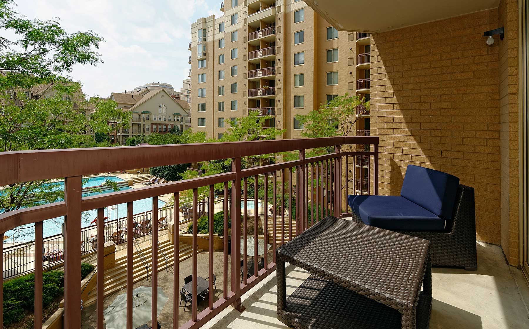 Avalon Courthouse Place AvalonBay Communities