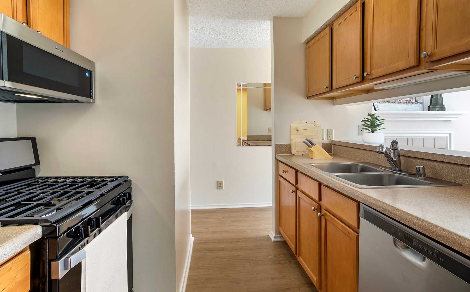 eaves Fair Lakes AvalonBay Communities